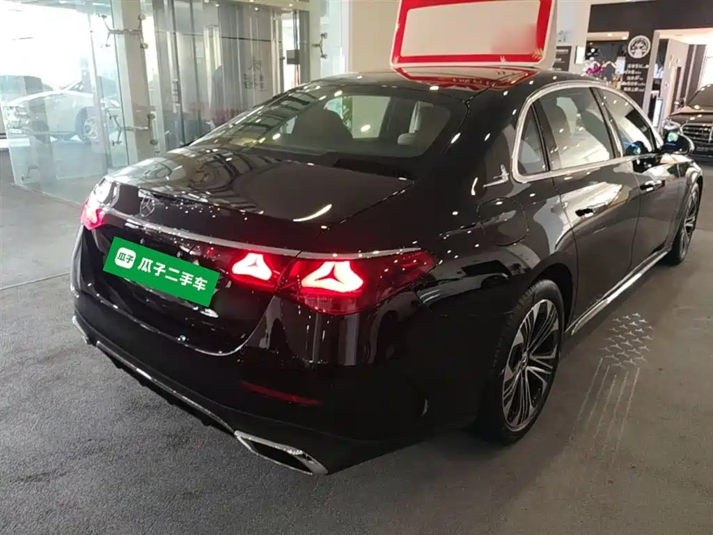 Mercedes-Benz E-Class 2024 E 300 L Fashion Sport фото 7
