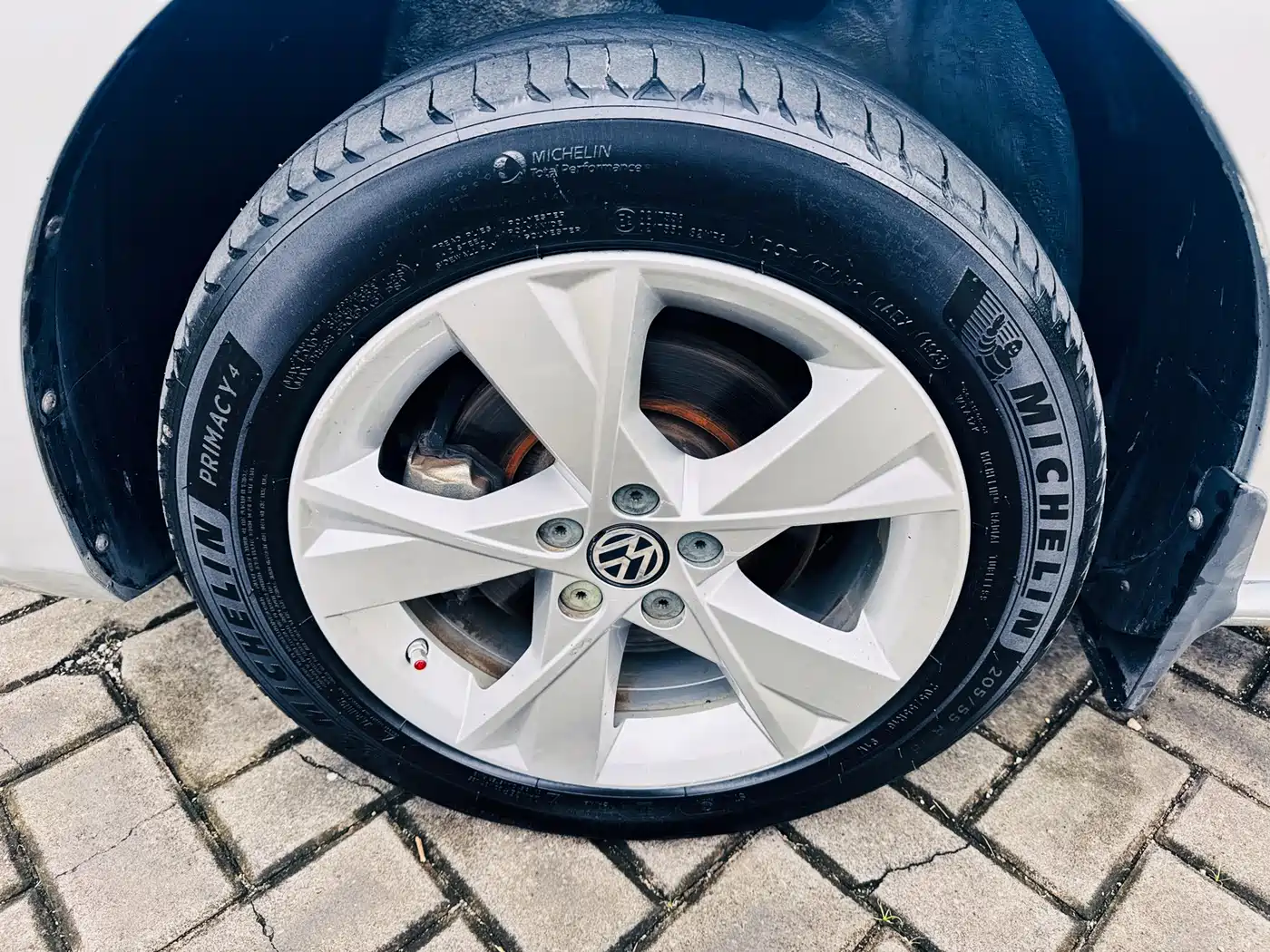 Volkswagen Bora 2014 1.6L Automatic Comfort Edition фото 18