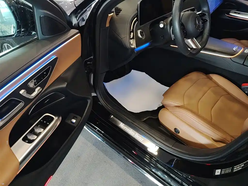 Mercedes-Benz E-Class 2024 E 300 L Fashion Sport фото 16