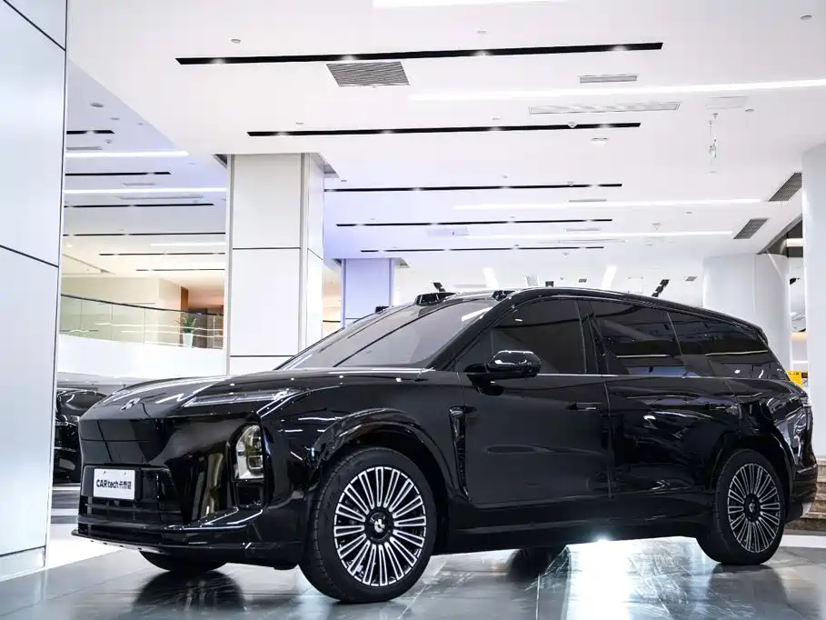 NIO ES8 2026 2025 Model 6-Seat Executive Luxury Edition
