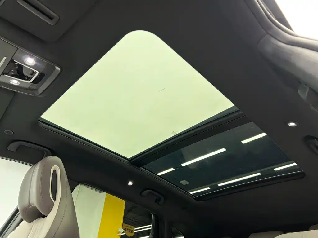 Photo 16 - BYD Song PLUS PHEV