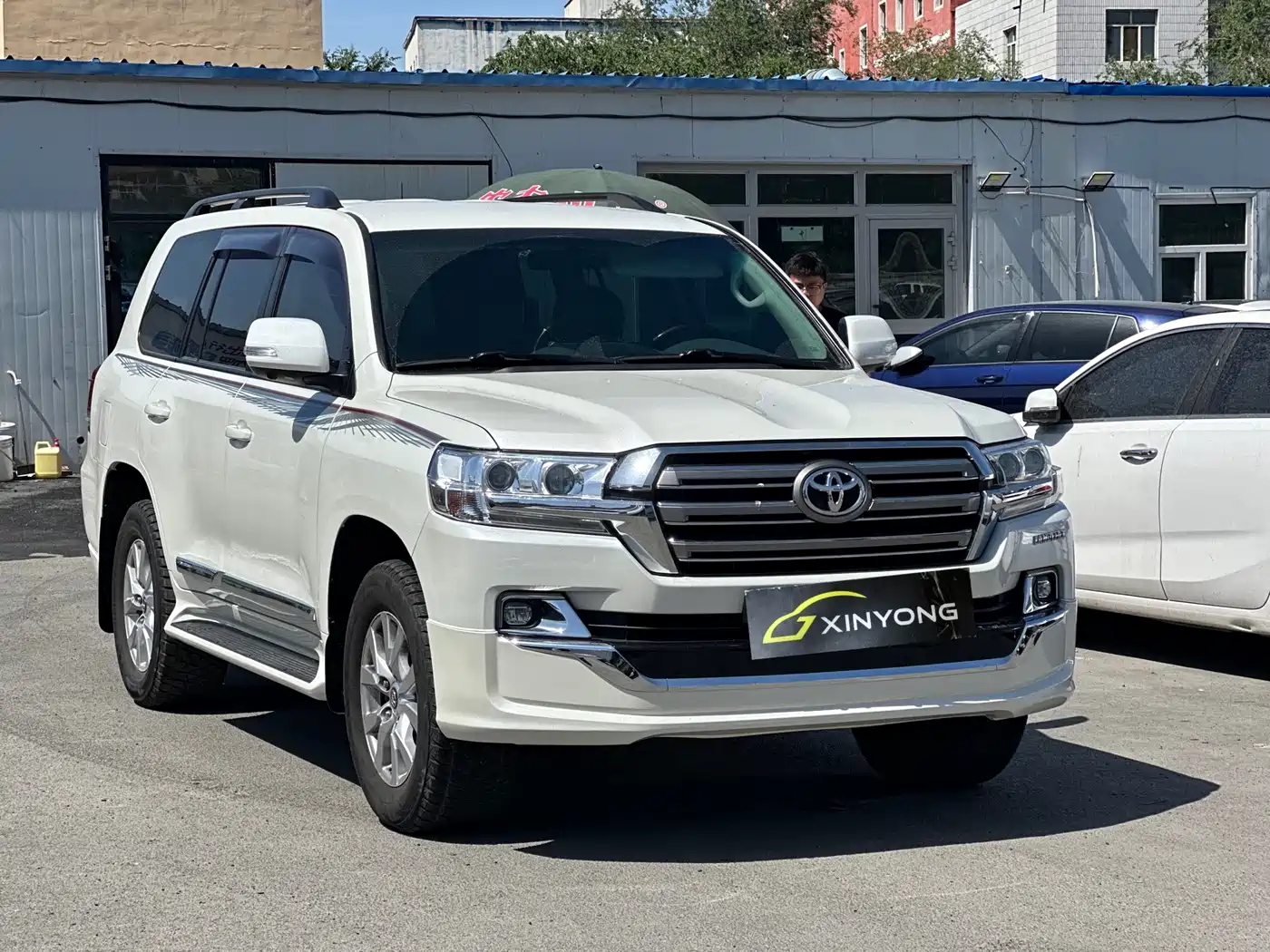 Toyota Land Cruiser (Import) 2019