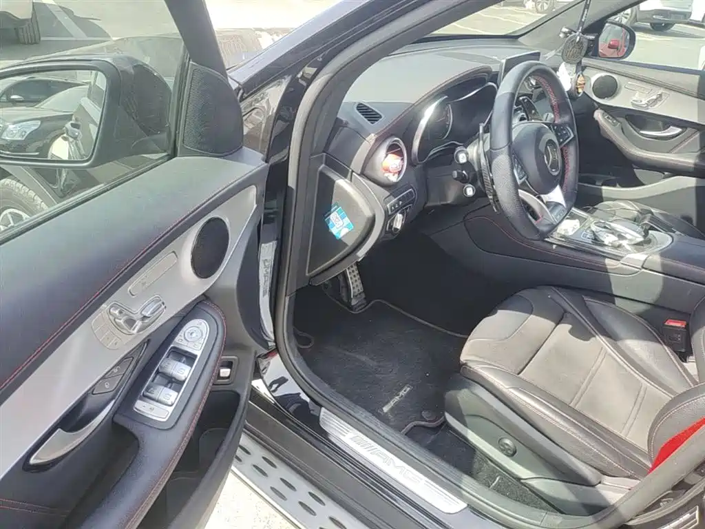 Mercedes-Benz GLC AMG 2017 AMG GLC 43 4MATIC фото 16