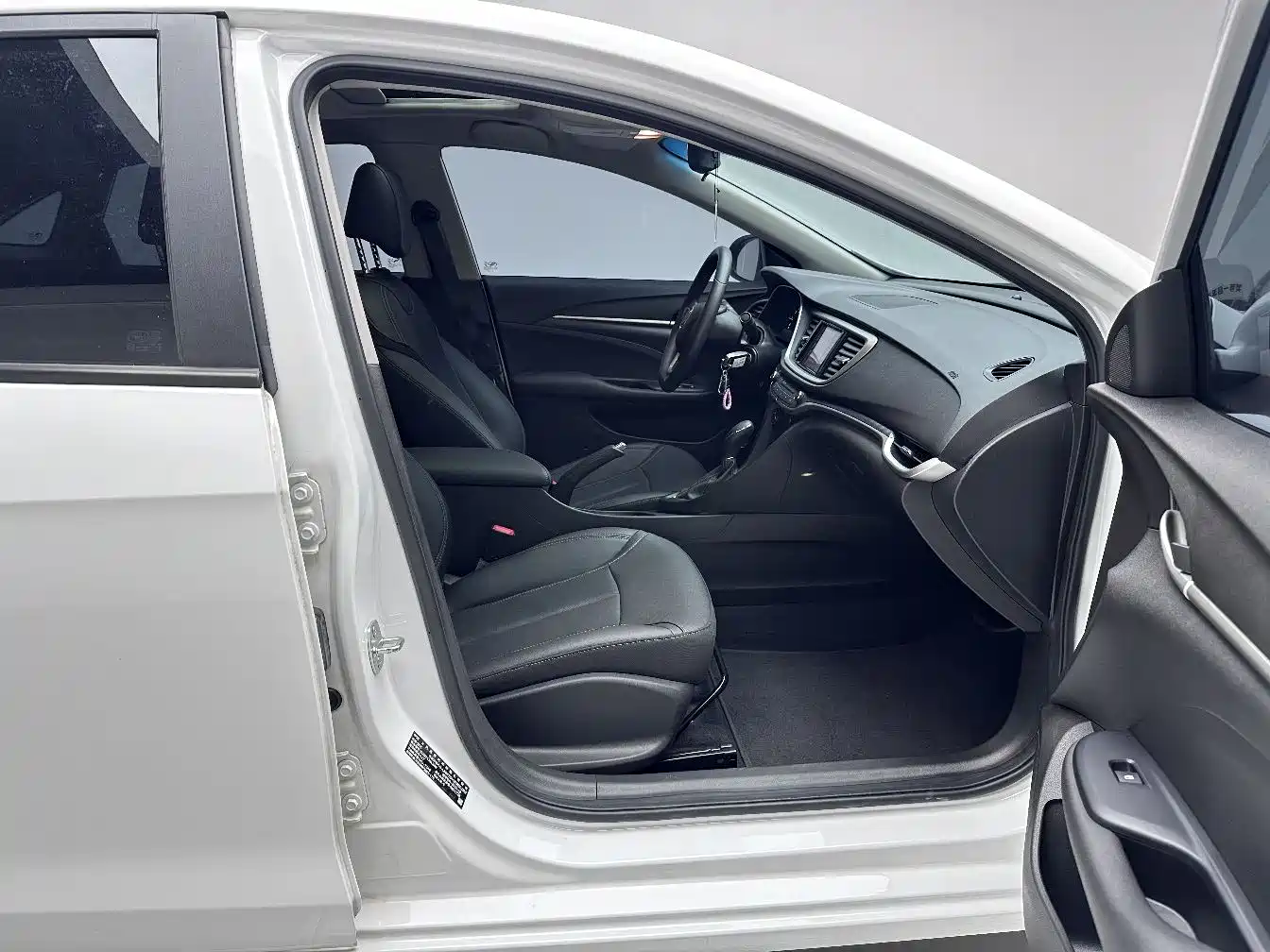 Buick Excelle 2021 1.3T Auto Mild Hybrid Elite фото 11