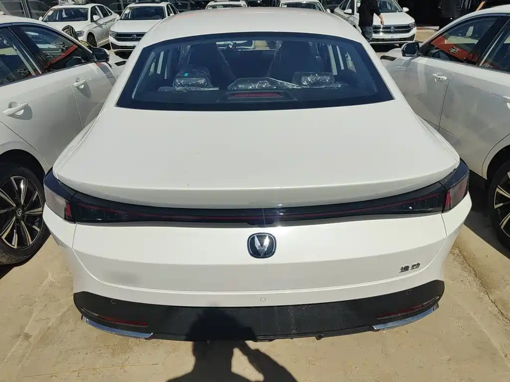 Changan Eado 2026 2025 Blue Whale 1.5T 500Bar Premium