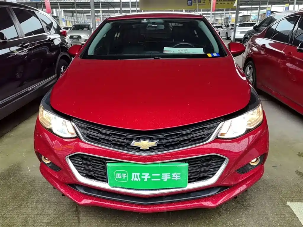 Chevrolet Cruze 2018 Facelift 320 Automatic Stylish Urban Edition фото 3