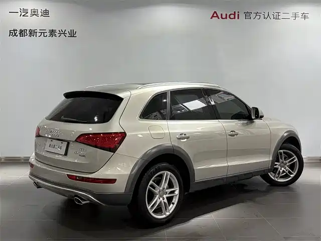 Audi Q5 2017 Plus 40 TFSI Technology — фото 4