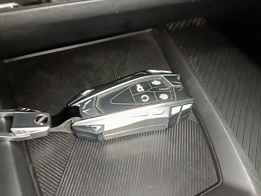 Photo 9 - Changan Oshan Z6