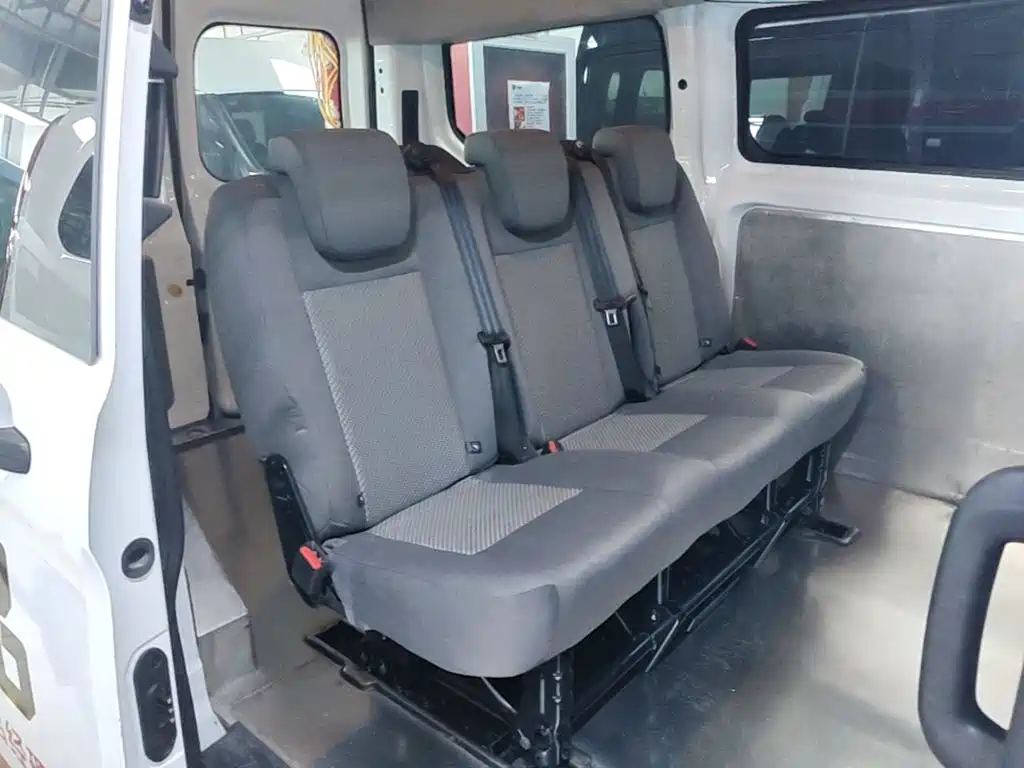 Ford Transit 2021 2019 2.0T Diesel Multi-Purpose Commercial Vehicle Short Wheelbase Medium Roof 6-Seater China VI