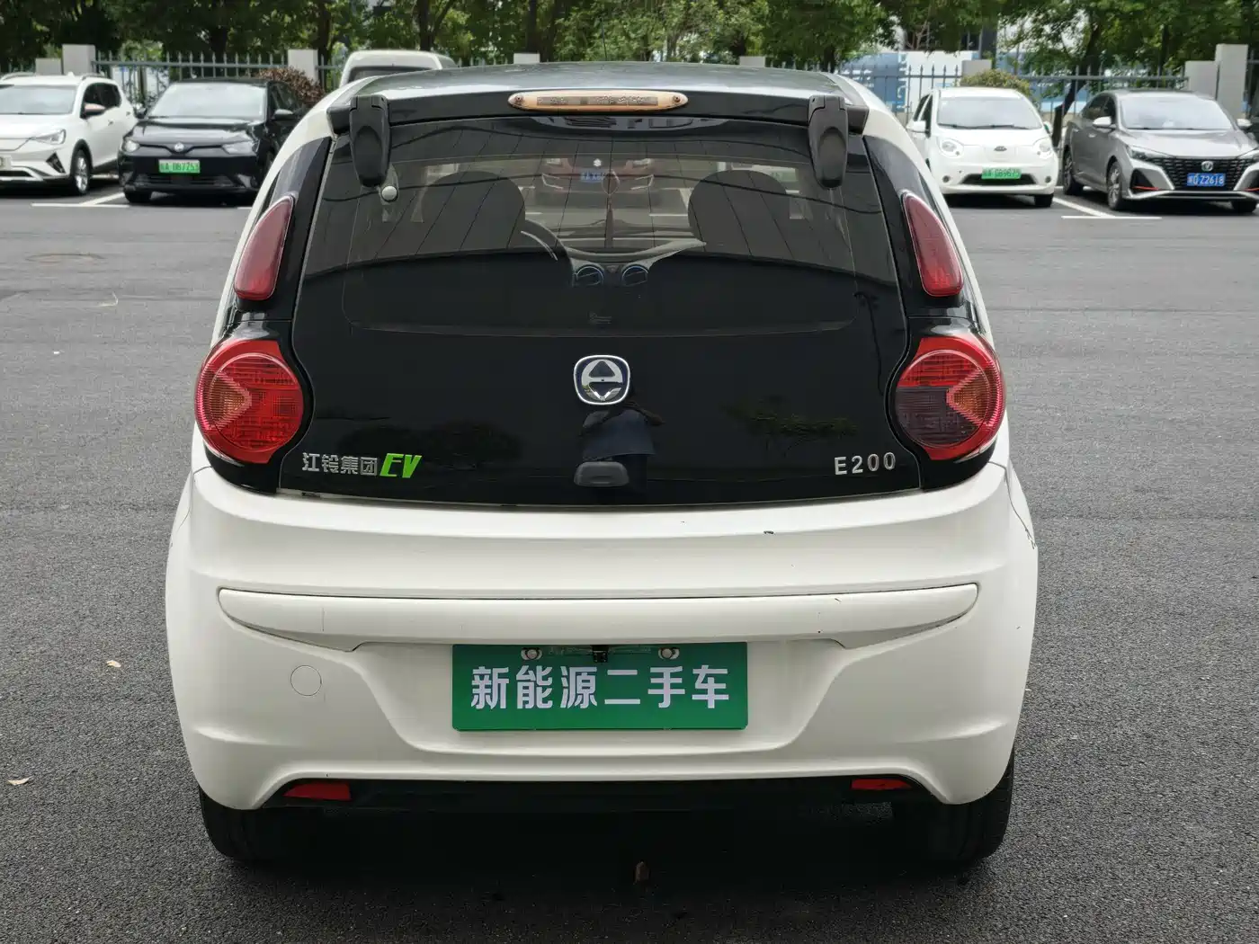 JMCG New Energy JMC E200L 2018 2016 E200 Standard
