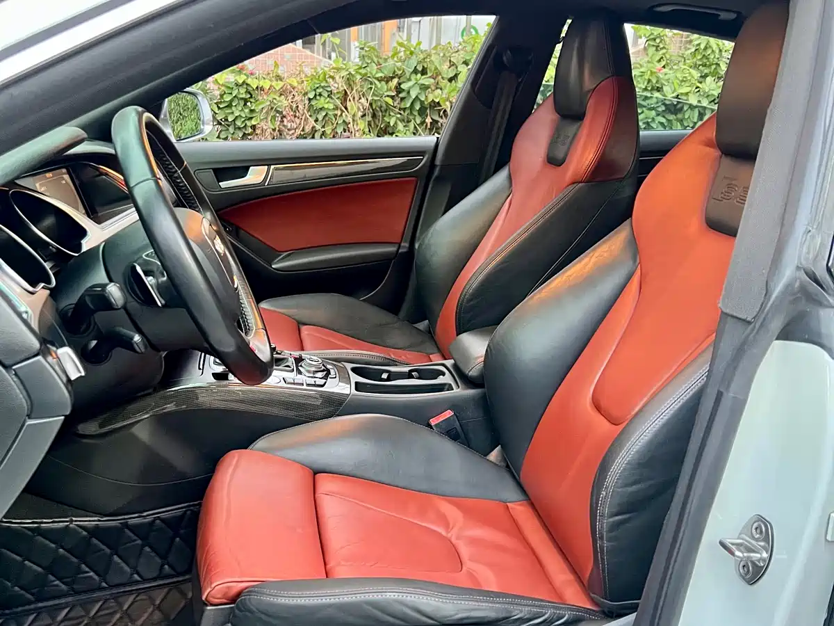 Audi S5 2010 S5 3.0T Sportback фото 5