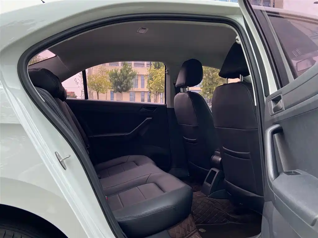 Volkswagen Jetta 2019 2019 Dream Edition 1.4L Manual Fashion