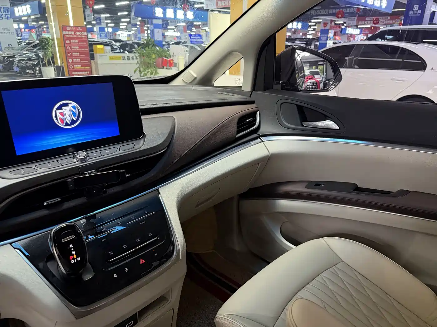 Buick GL8 2023 Facelift Land Business Class Luxury фото 5