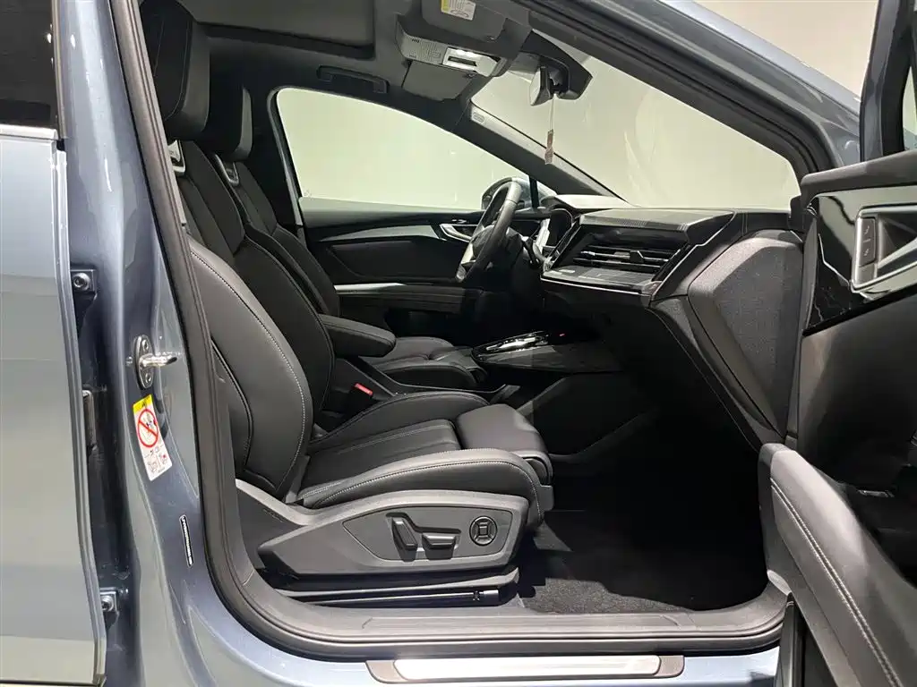 Audi Q4 e-tron 2024 40 e-tron Creation Edition фото 8