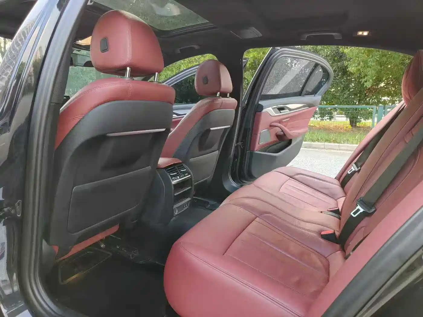 BMW 5 Series 2019 530Li Leading M Sport Package фото 4