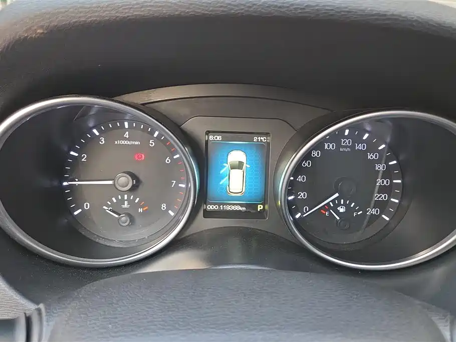 Haval H6 Coupe 2015 Blue Label 2.0T 2WD Premium фото 14