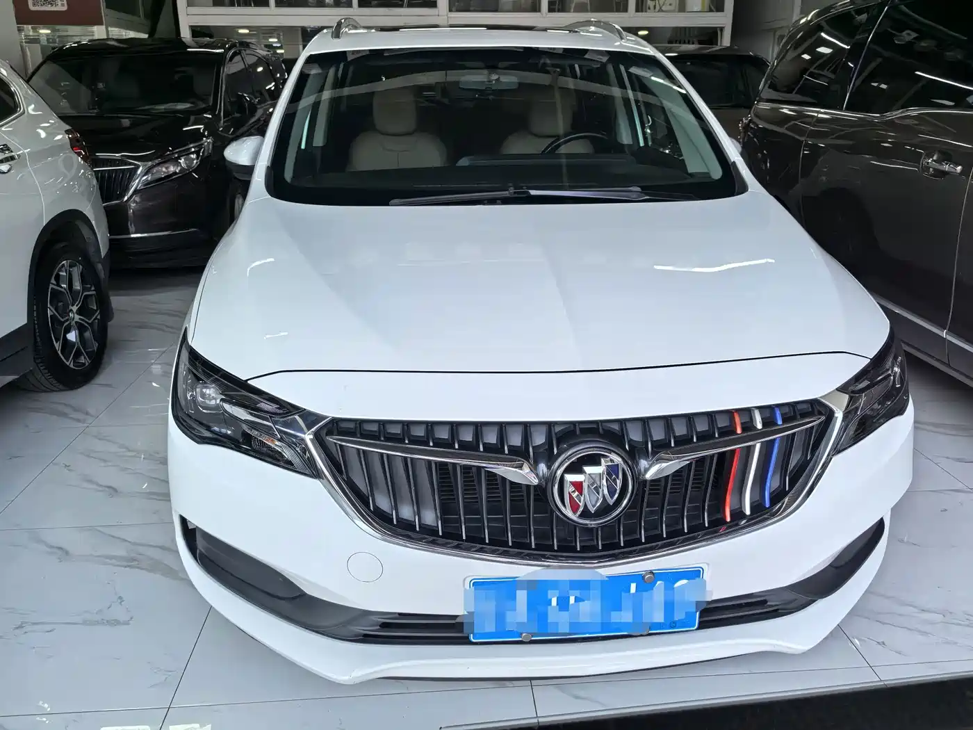 Buick GL6 2021 2021 323T Mild Hybrid Connected Luxury
