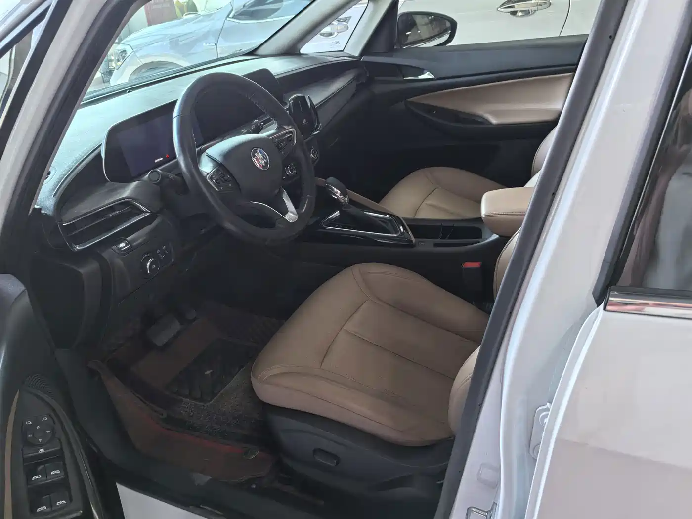 Buick GL6 2021 2021 323T Mild Hybrid Connected Luxury