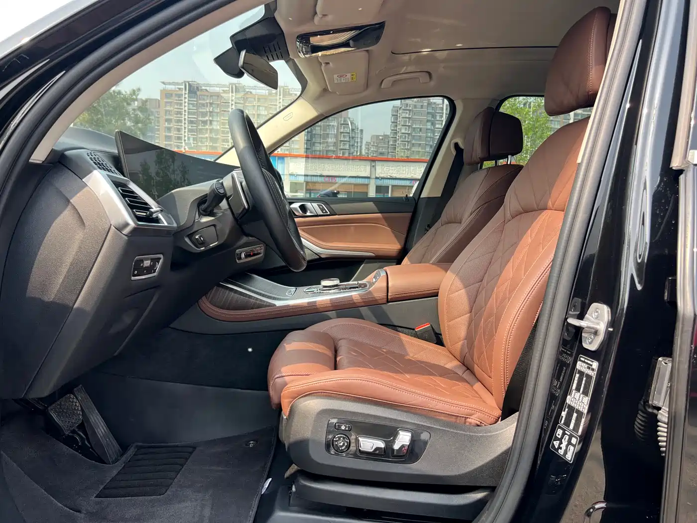 BMW X7 2023 xDrive40i Leading Luxury Package фото 8