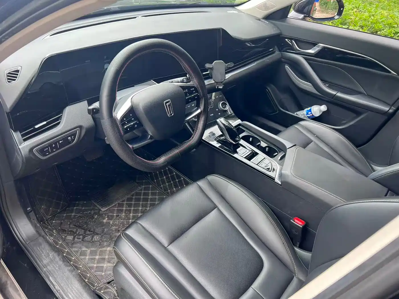 Besturn B70 2024 2023 Model 3rd Gen 1.5T Automatic Joy 70th Anniversary Edition