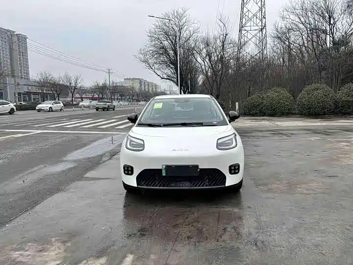 Aion UT 2026 2025 Model 330 Starlight Edition