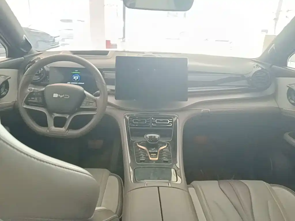 BYD Frigate 07 2024 2024 Glory Edition DM-i 205KM Flagship