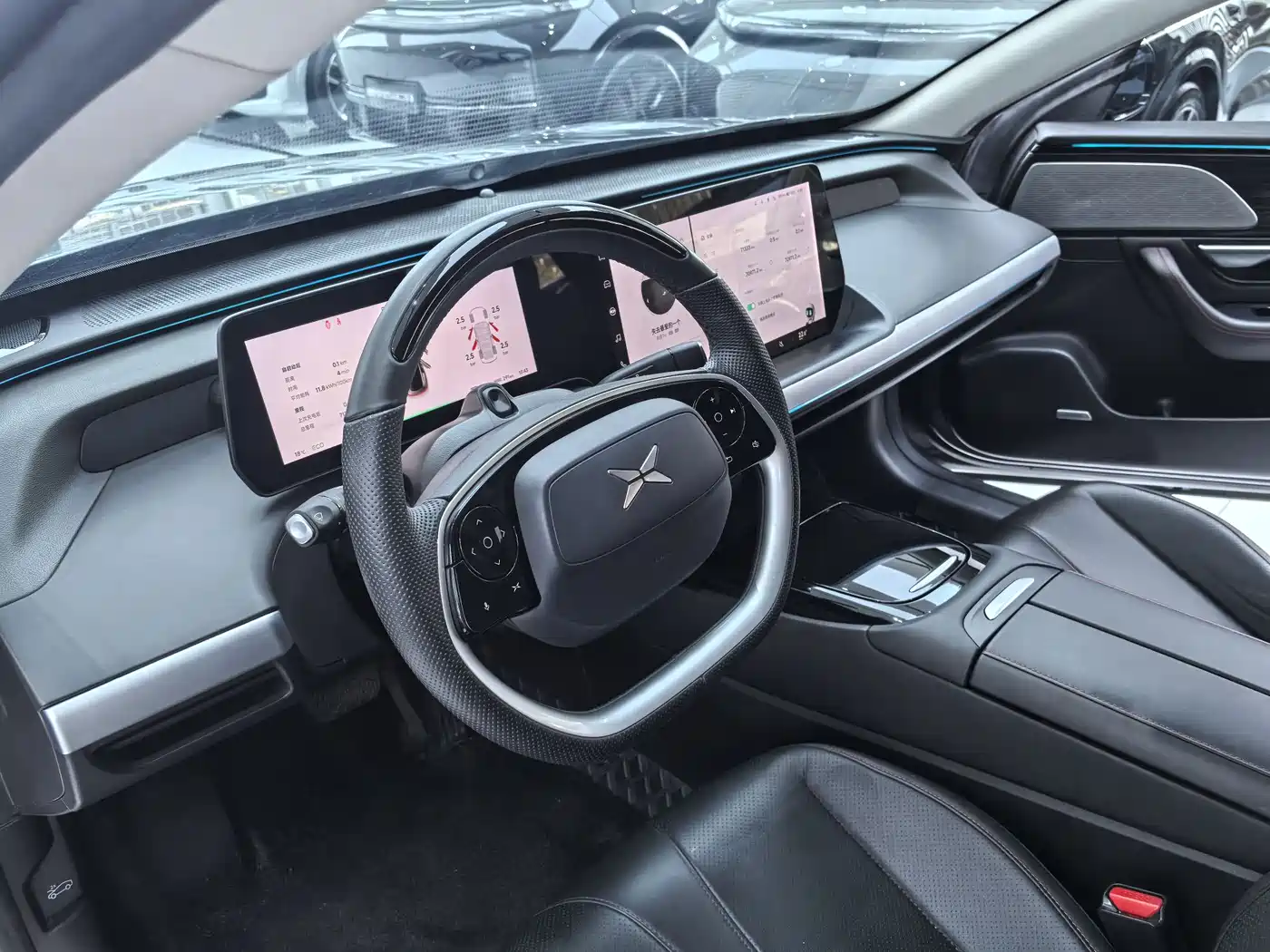 XIAOPENG P7