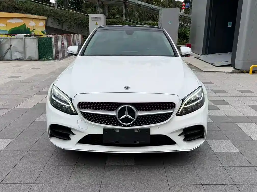 Mercedes-Benz C-Class 2019 C 260 L Sport фото 2