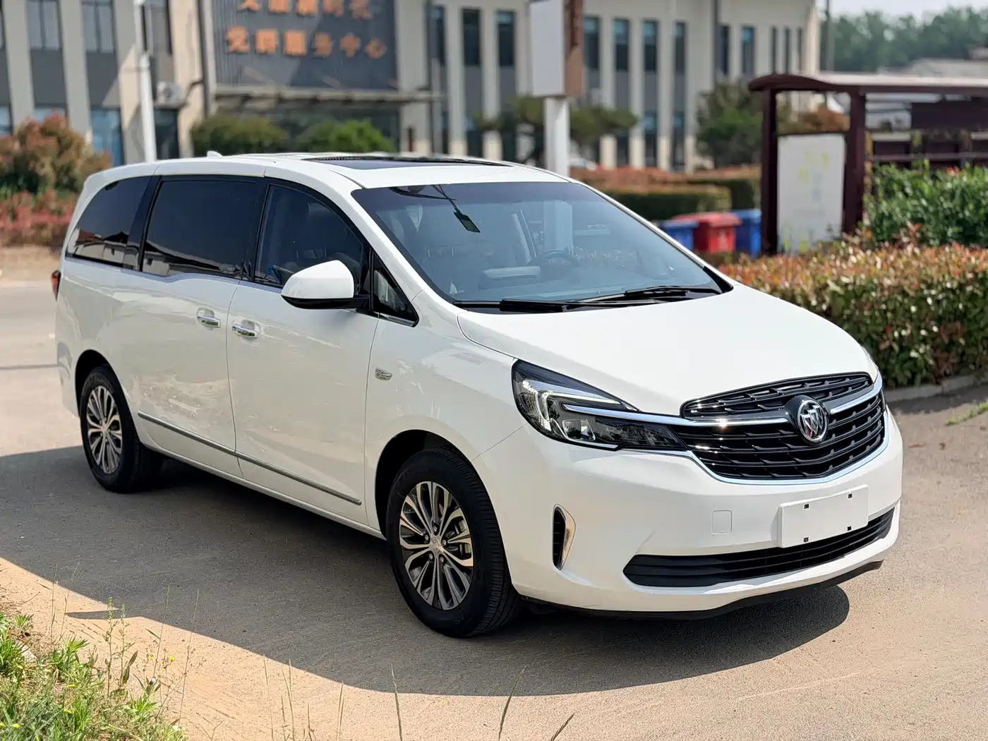 Buick GL8 2021 Land Business Class 652T Luxury фото 3