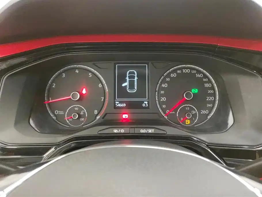 VOLKSWAGEN POLO