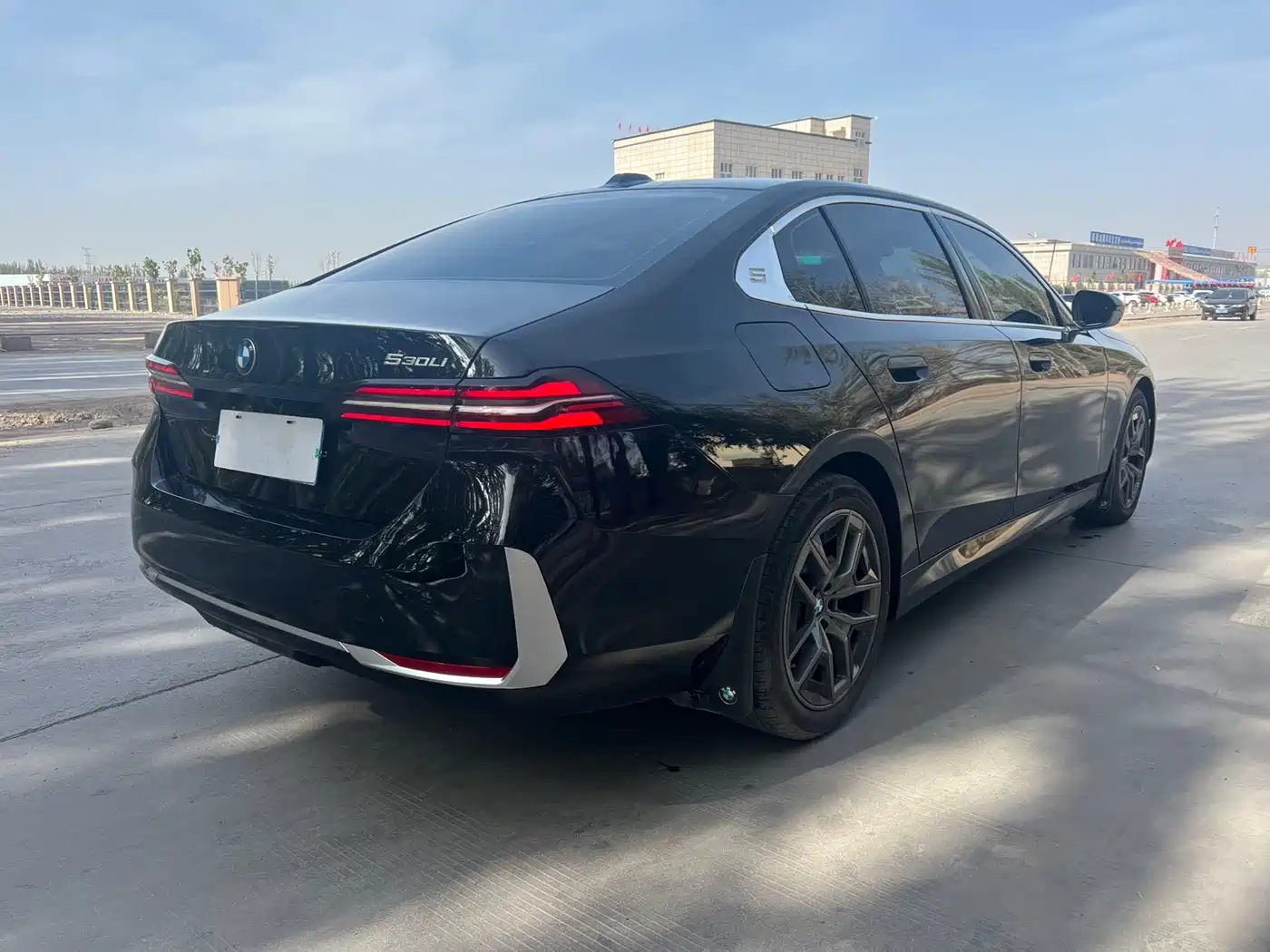 BMW 5 Series 2026 2026 Model Year Facelift 530Li Leading Luxury Package