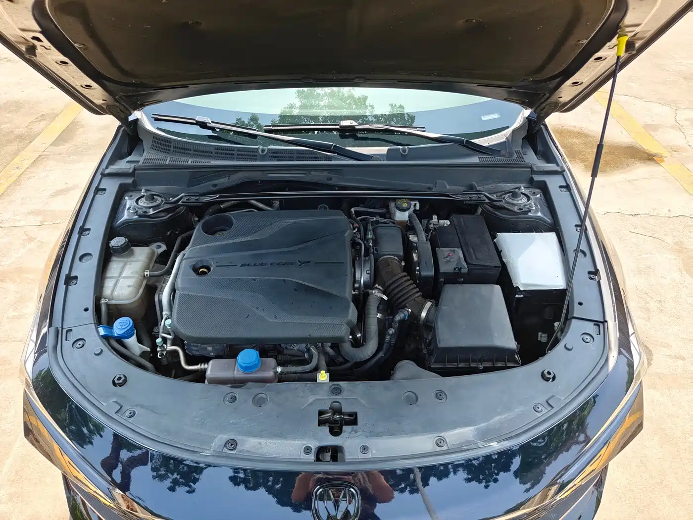 CHANGAN UNI-V