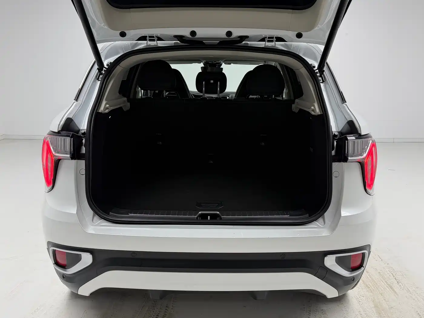 Lynk & Co 01 2019 2.0T 2WD Type Pro Version China VI фото 11