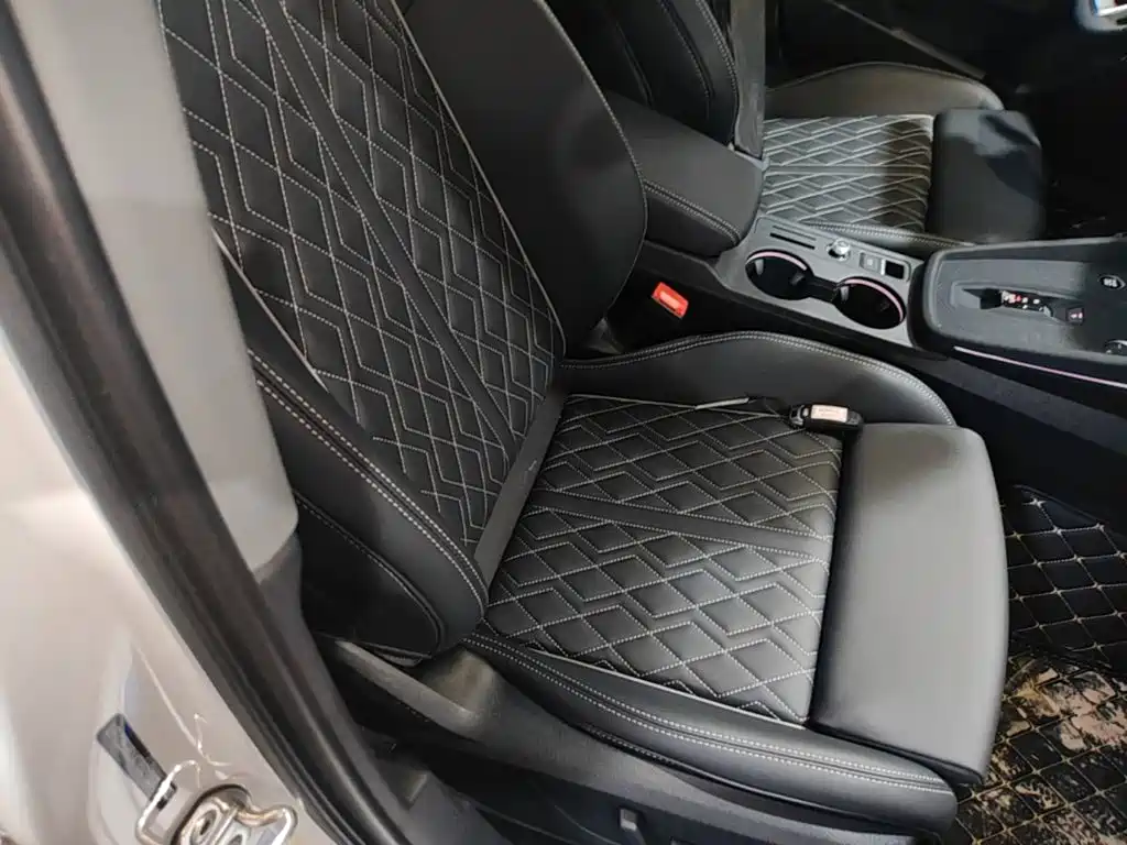 Audi A3 2026 2025 Facelift Sportback 35TFSI Flying Spur Premium