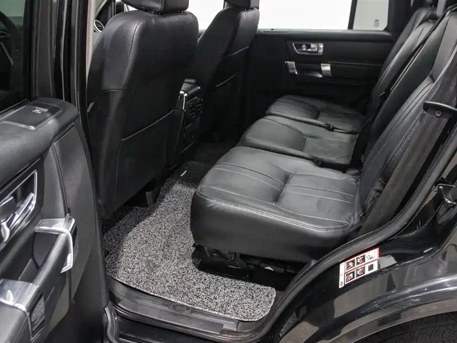 Фото 11 - Land Rover Discovery