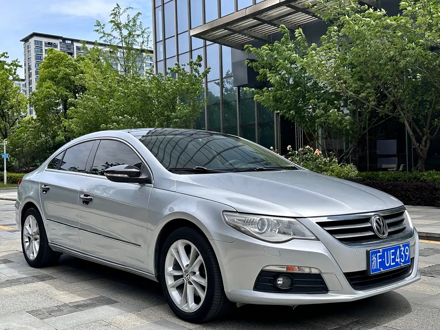 Volkswagen FAW-Volkswagen CC 2011 1.8TSI Premium фото 3