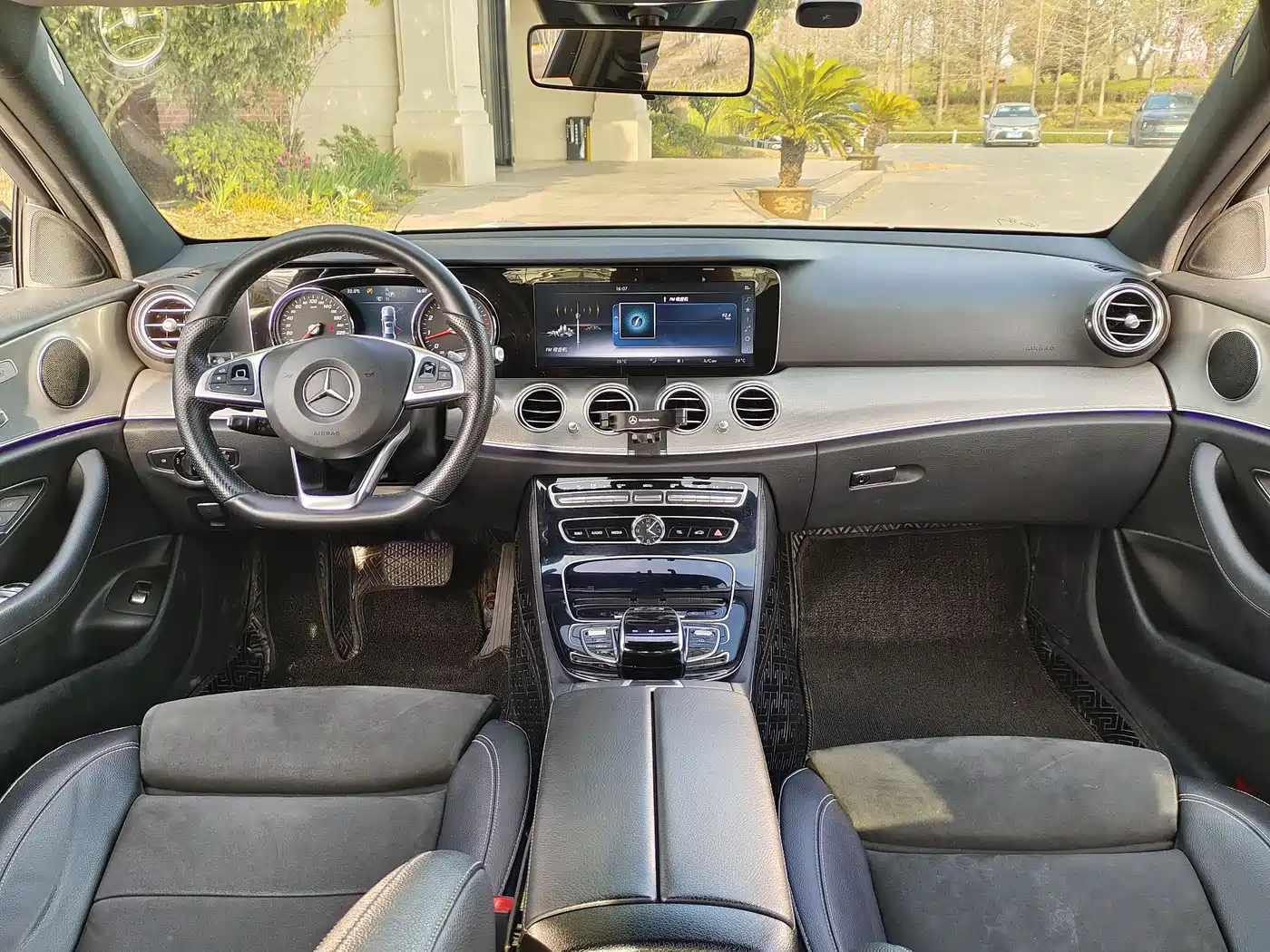 Mercedes-Benz E-Class 2017 E 200 Sport 4MATIC фото 6