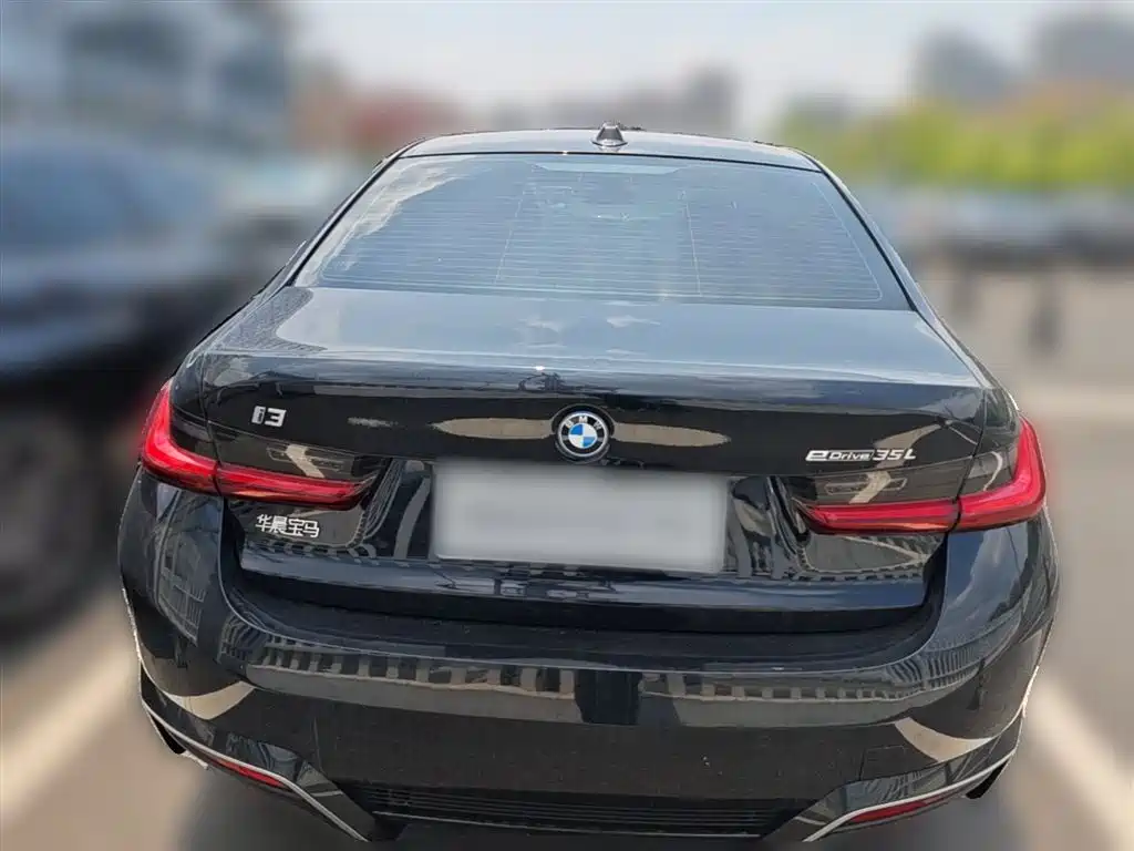 BMW i3 2025 eDrive 35 L фото 10