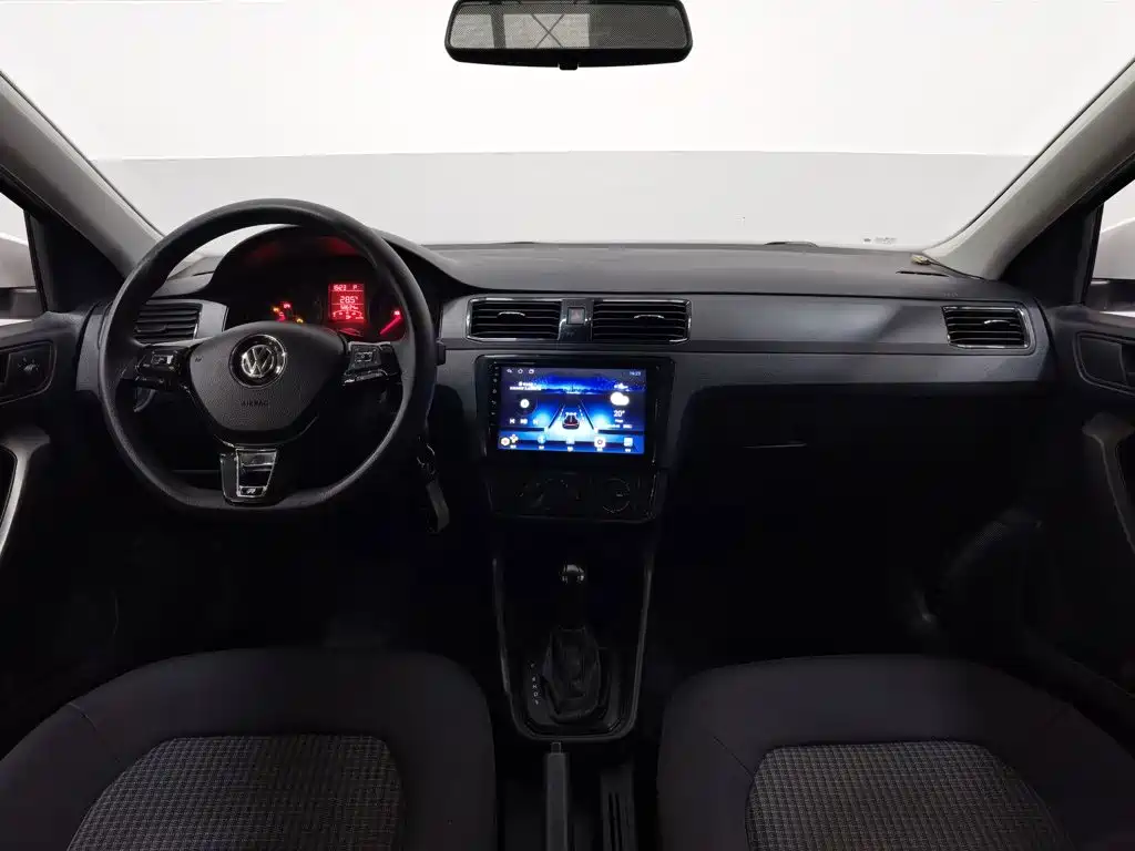 Photo 5 - Volkswagen Santana