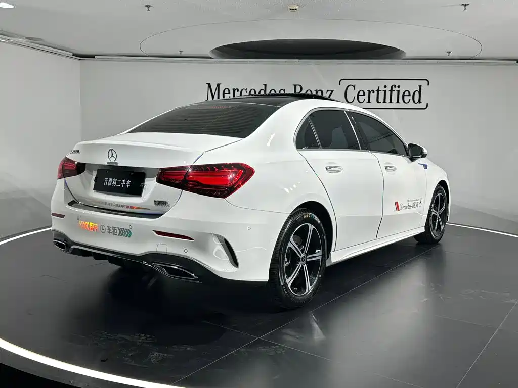 Фото 18 - Mercedes-Benz A-Class