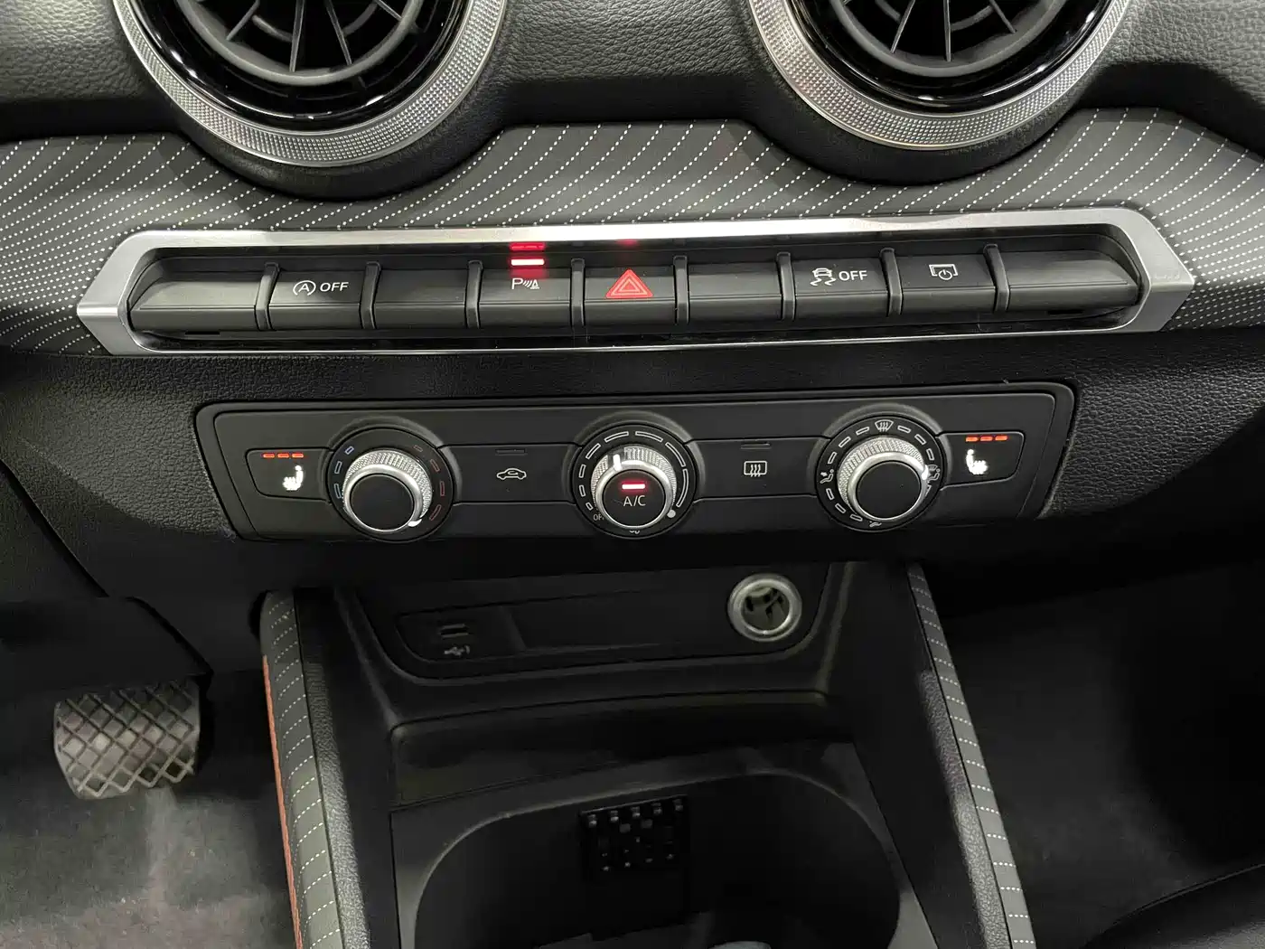 Audi Q2L 2022 35 TFSI Progressive Dynamic фото 12