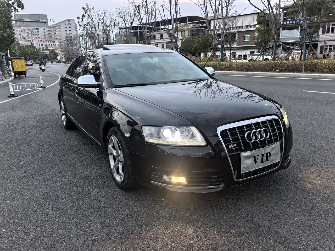 Audi A6L 2011 3.0 TFSI quattro Luxury фото 3