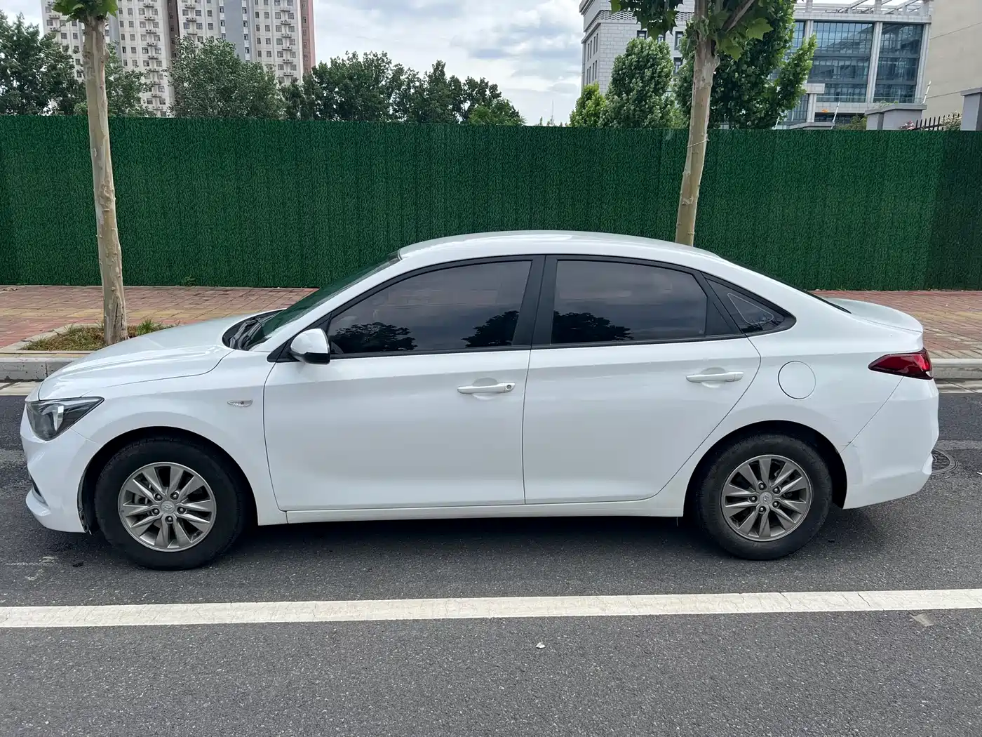 Hyundai Elantra 2017 1.6L Automatic Joy Value GLS фото 8