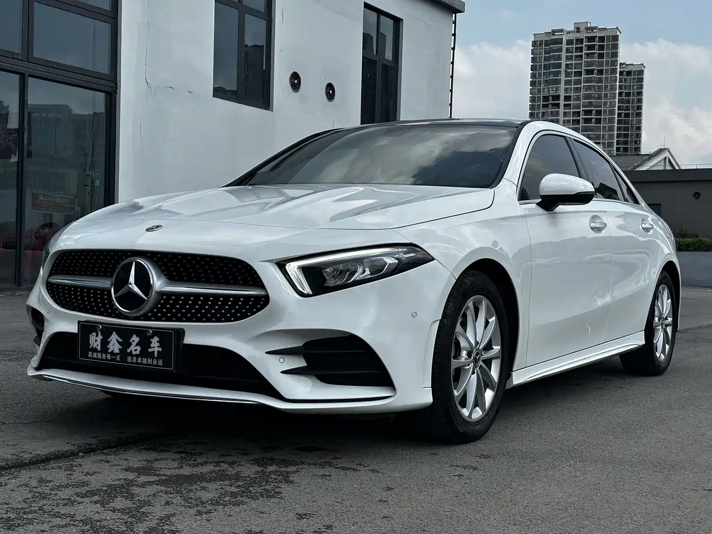 Mercedes-Benz A-Class 2022 A 200 L Sport Sedan Dynamic