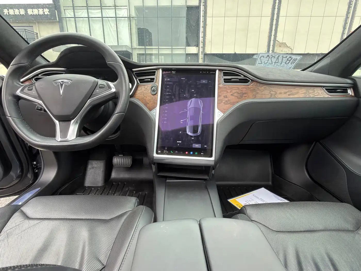 TESLA MODEL S