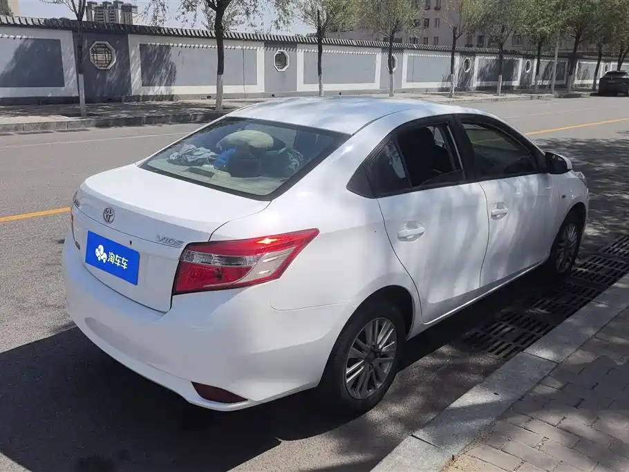 Toyota Vios 2016 1.5L Automatic Zhi Zhen Xing Yao Edition фото 3