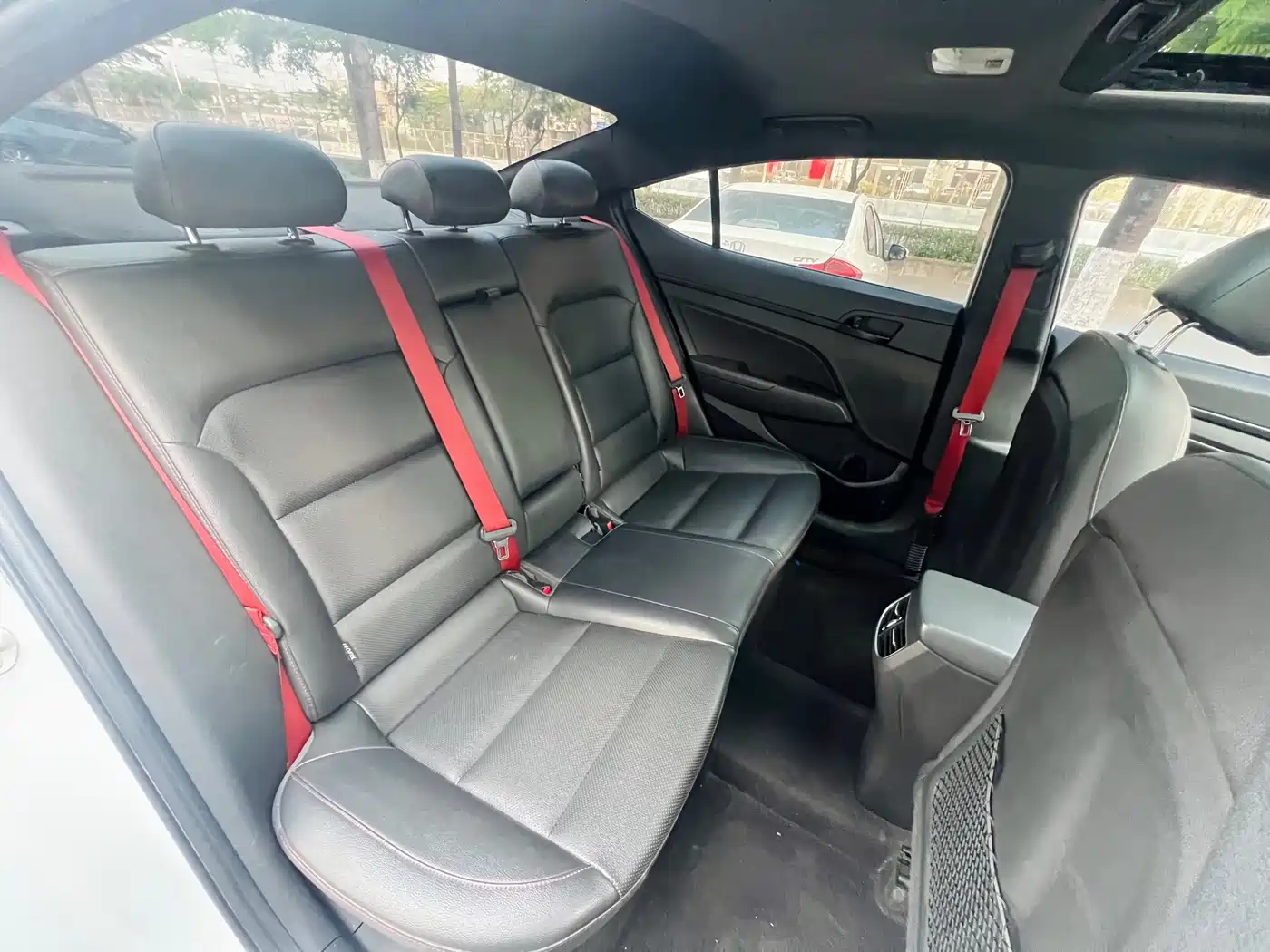 Hyundai Elantra 2019 1.4T Dual-clutch XuanDong·Vitality Type фото 16