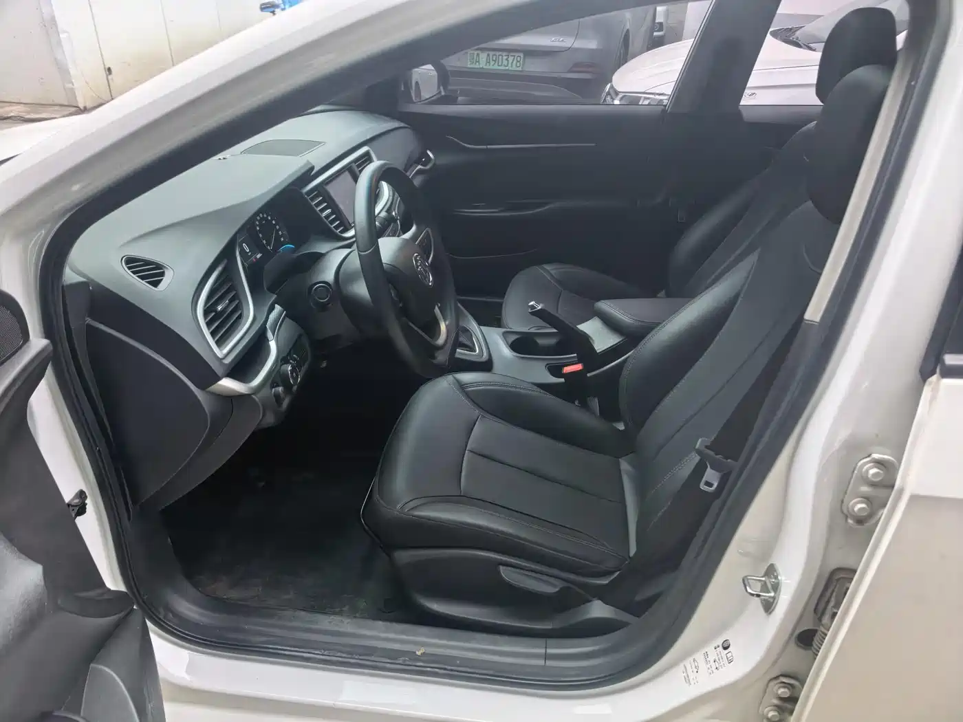 Buick Excelle 2021 1.3T Auto Mild Hybrid Elite фото 6