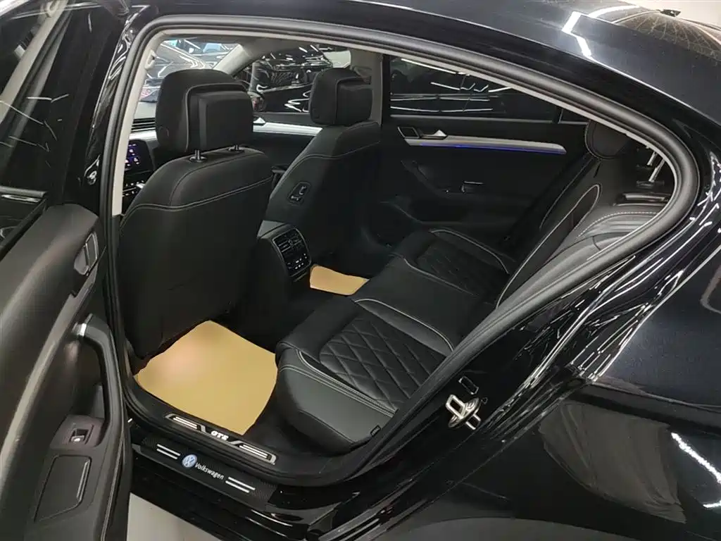 Volkswagen Magotan GTE Plug-in Hybrid 2022 GTE Luxury фото 17