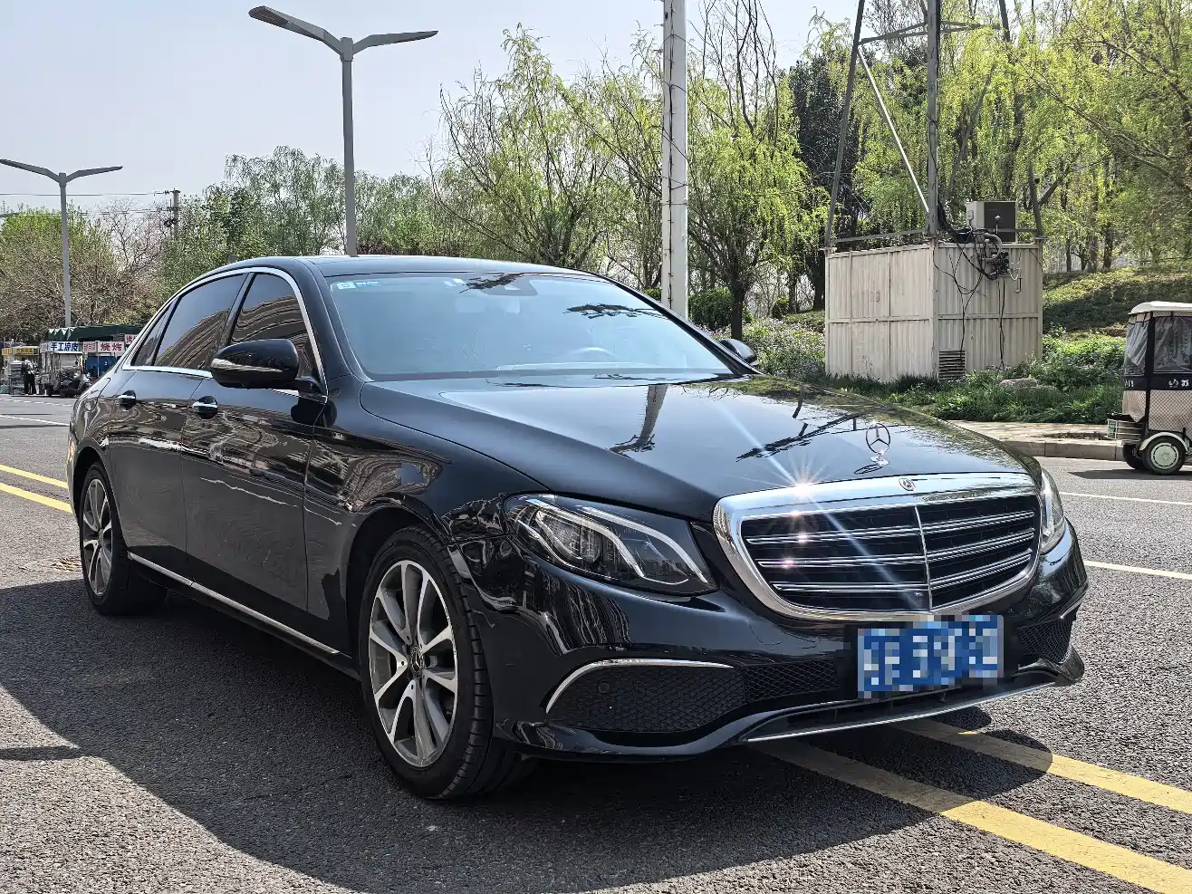 Mercedes-Benz E-Class 2018 Facelift E 300 L Luxury фото 3